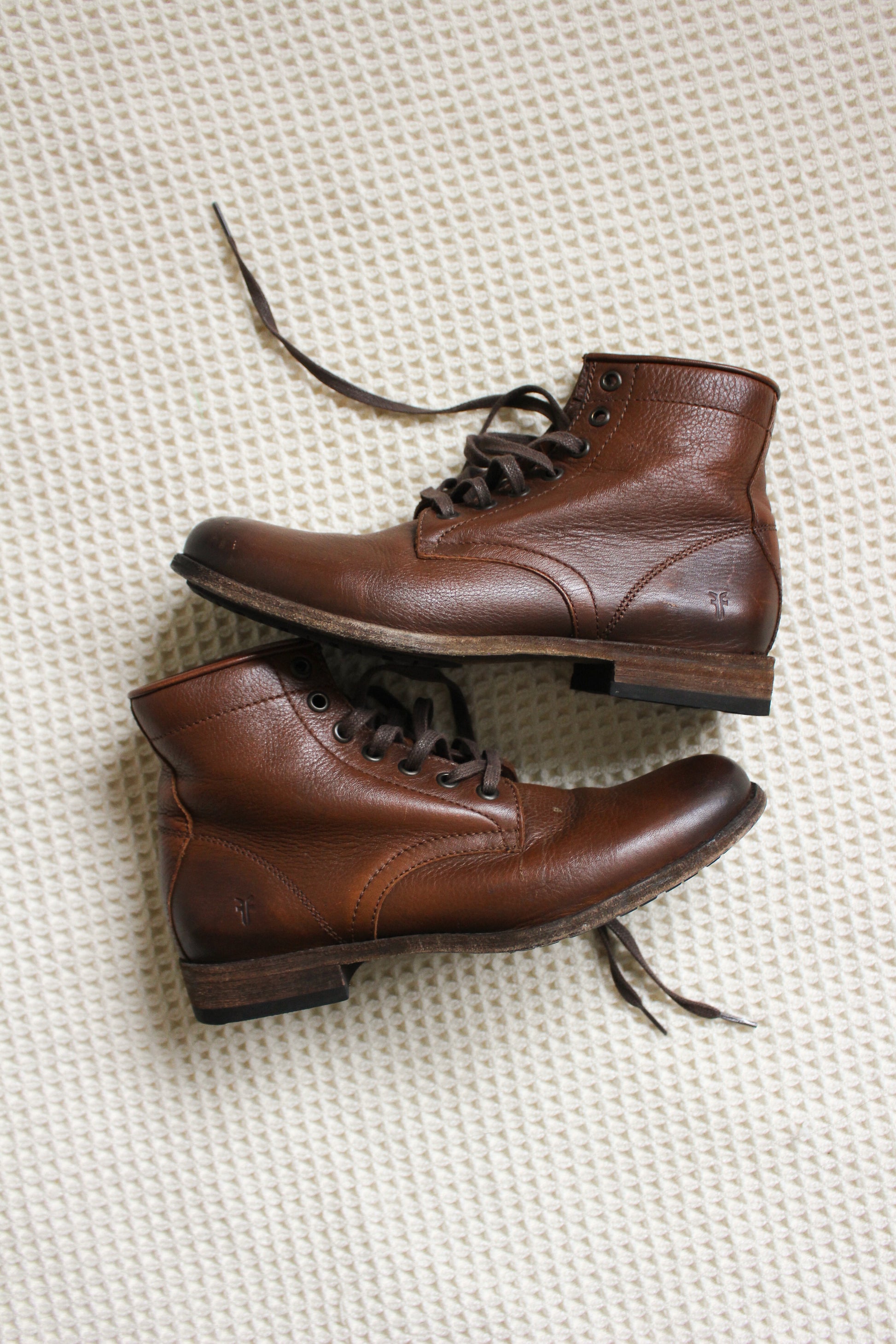 FRYE Cognac Womens Boots