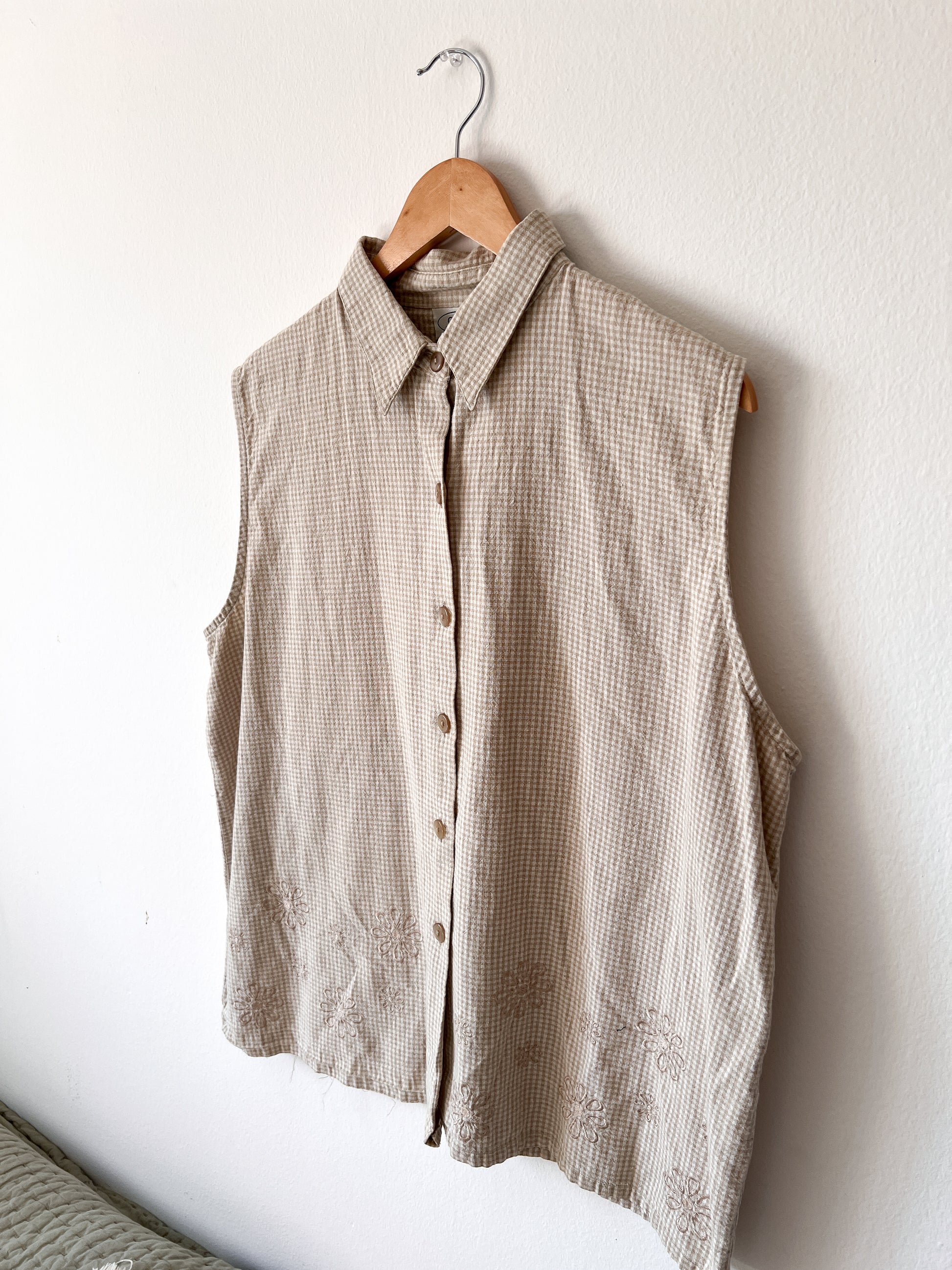 Caran Linen Embroidered Top