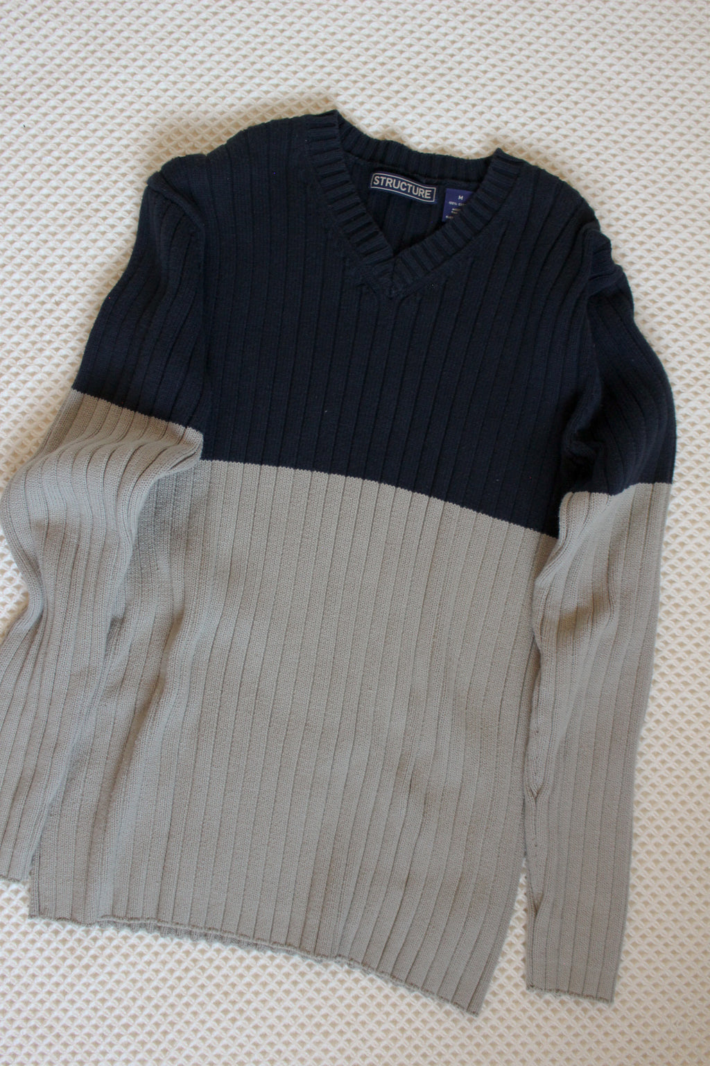 Ribbed VNeck Two Tone