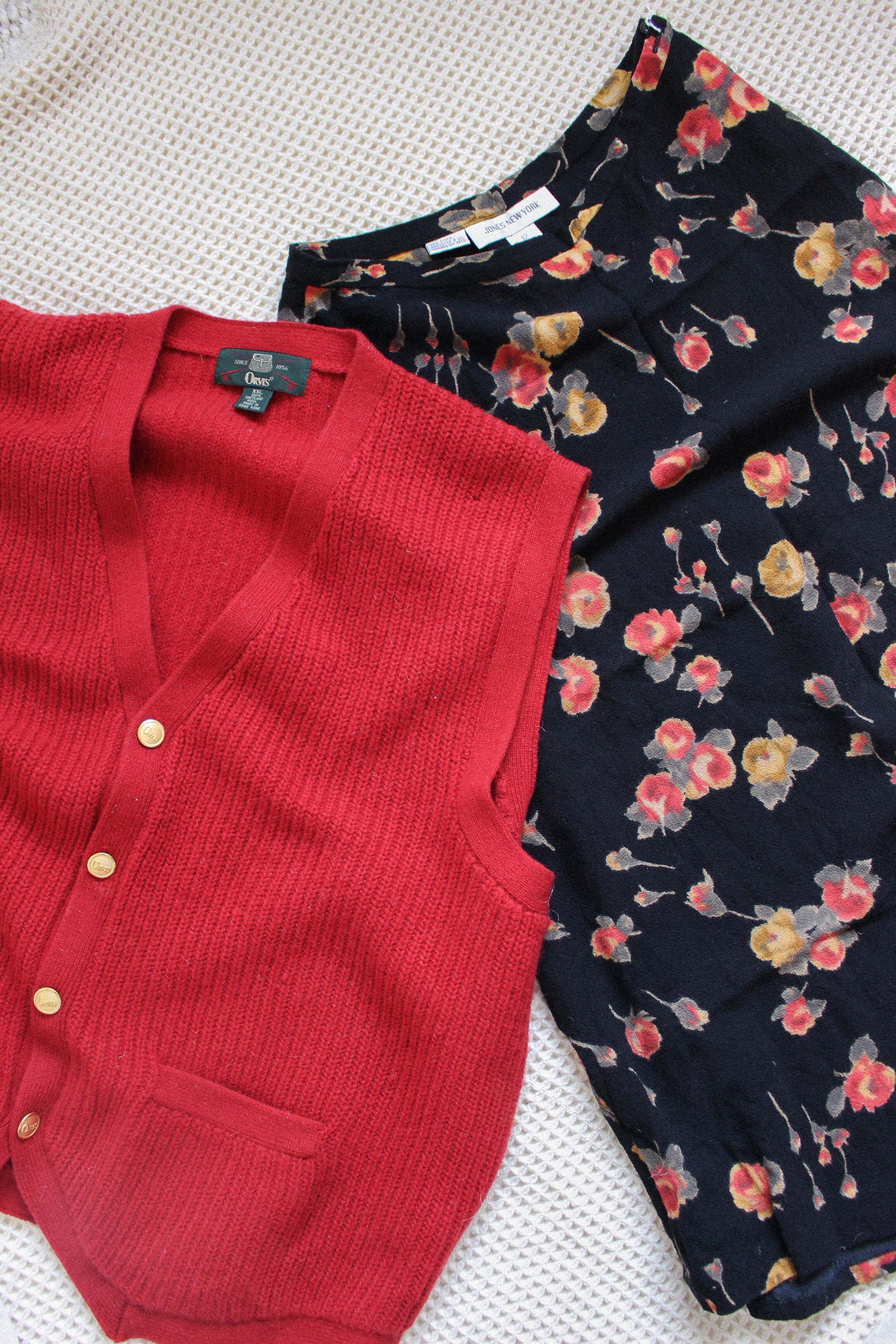 Vtg Orvis Cherry Red Vest